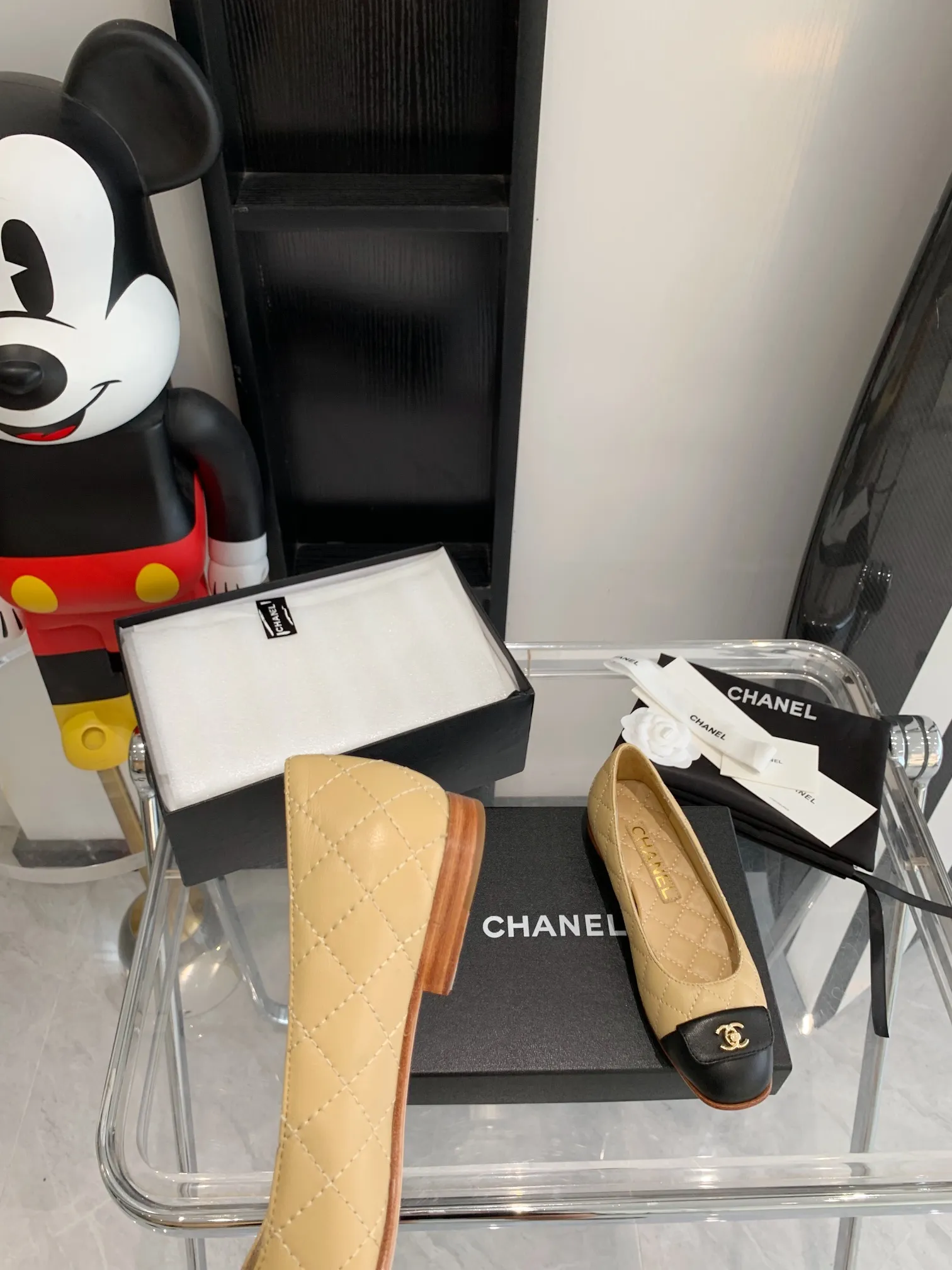 👟👟Ex-factory price👟👟Ex-factory price 440👟👟 Top version Chanel 2021 new model, classic double C buckle, relatively pointed toe, not losing aura, super atmospheric, original version shipped one to one, size 35-40.